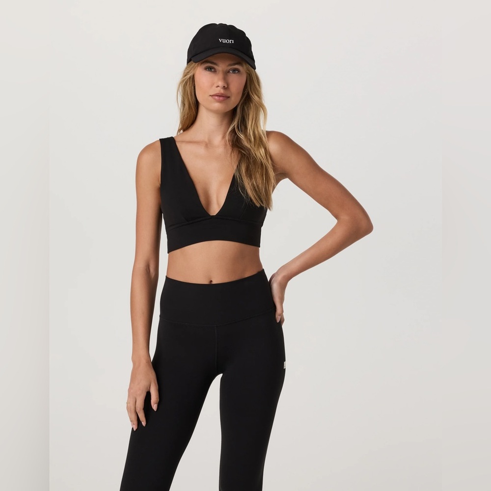 Vuori AllTheFeels™ Triangle Bra